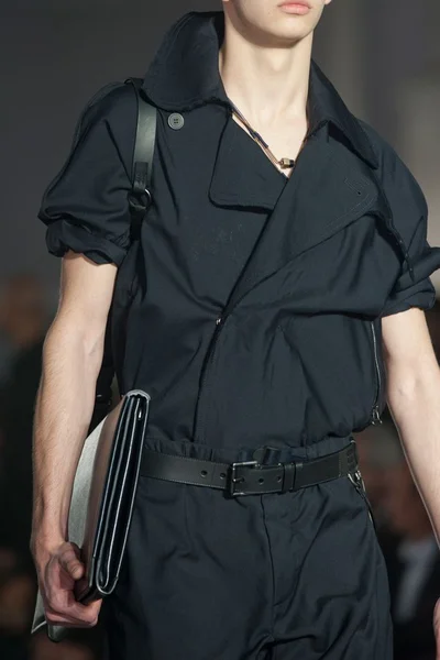 Look 38